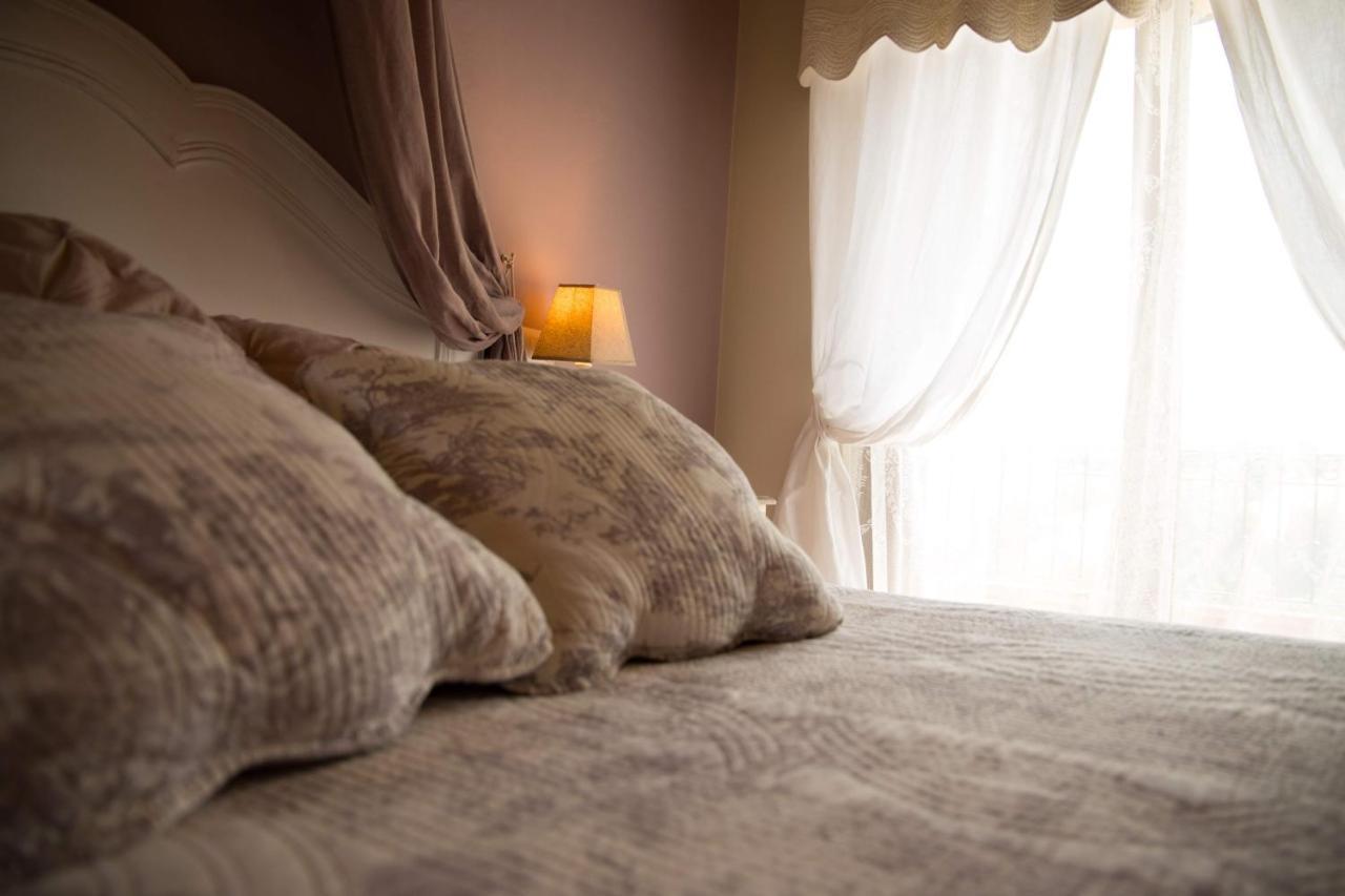Casa Di Mi Bed & Breakfast Serrungarina Dış mekan fotoğraf