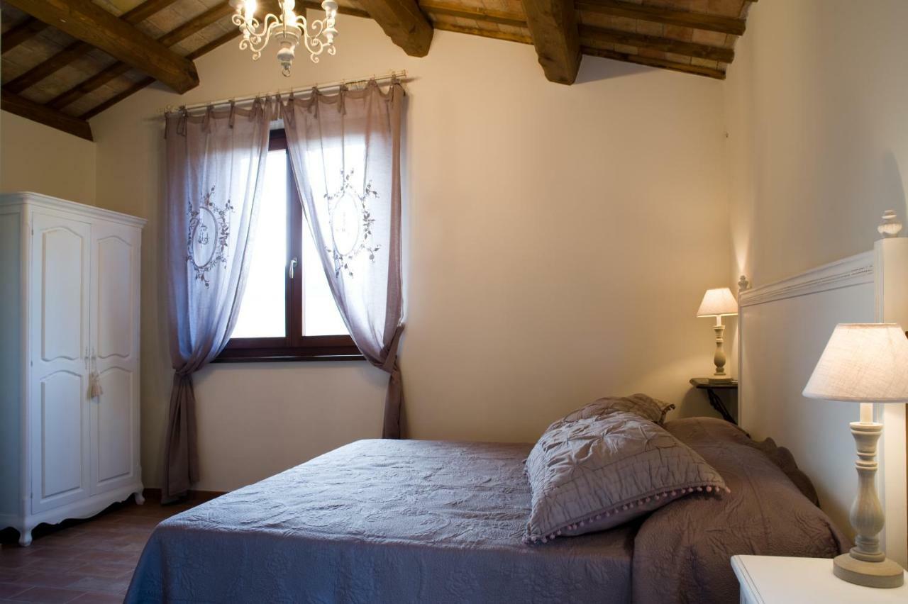 Casa Di Mi Bed & Breakfast Serrungarina Dış mekan fotoğraf